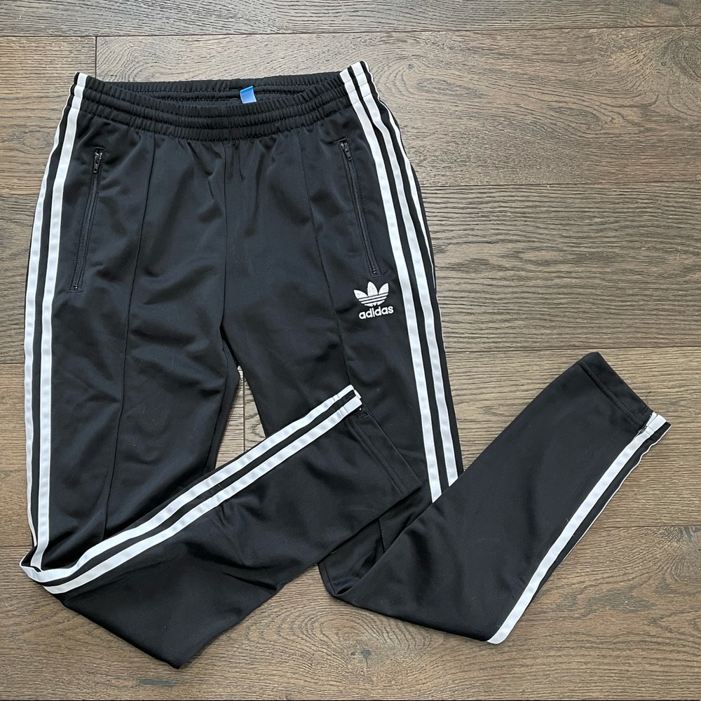 Women’s Adidas Track Pant